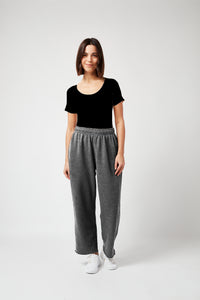 BLACK ON BLACK - Womens Scoopneck Sweatproof Undershirt Black