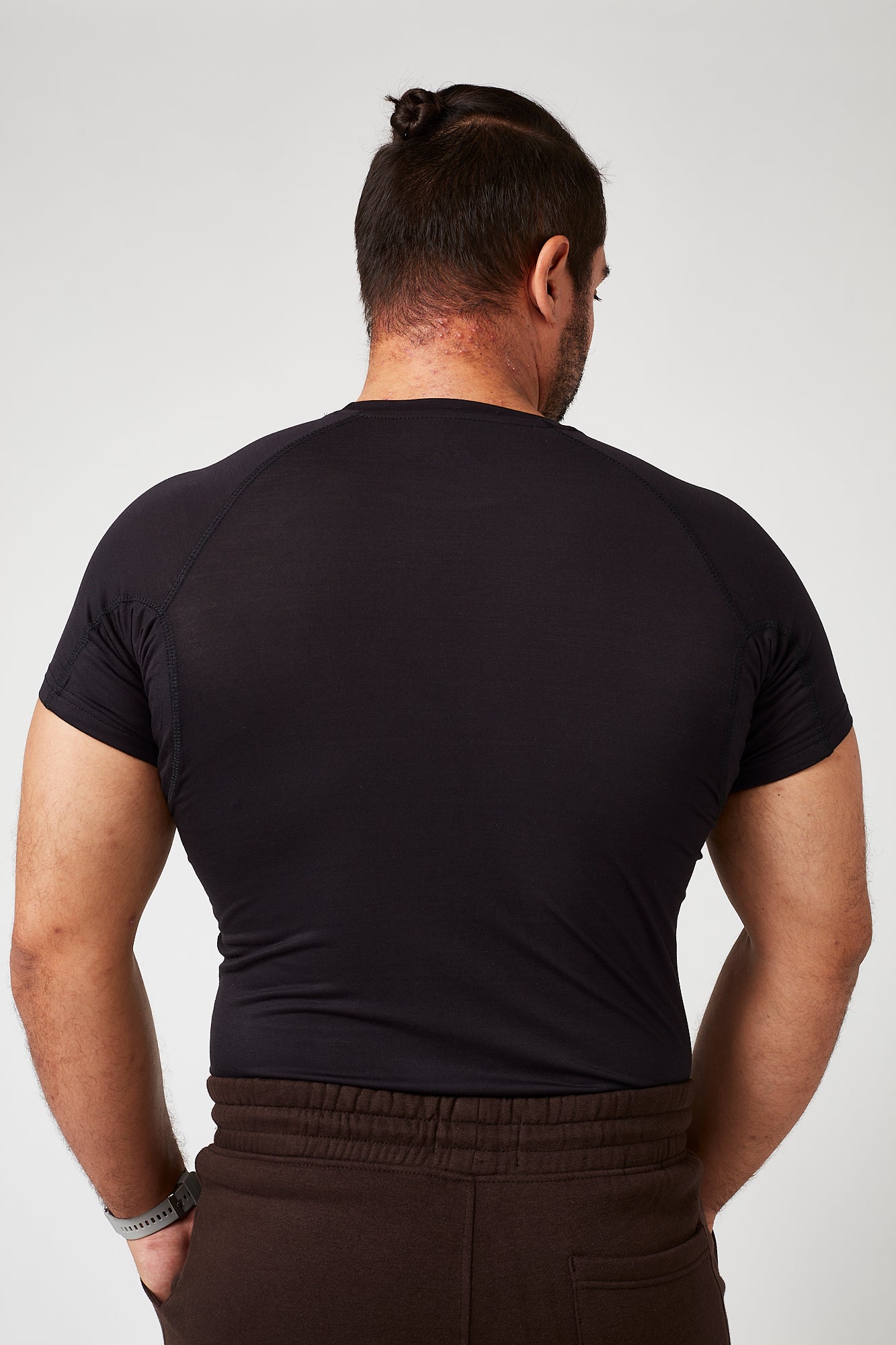 Sweatproof Crew Neck Undershirt (Black)