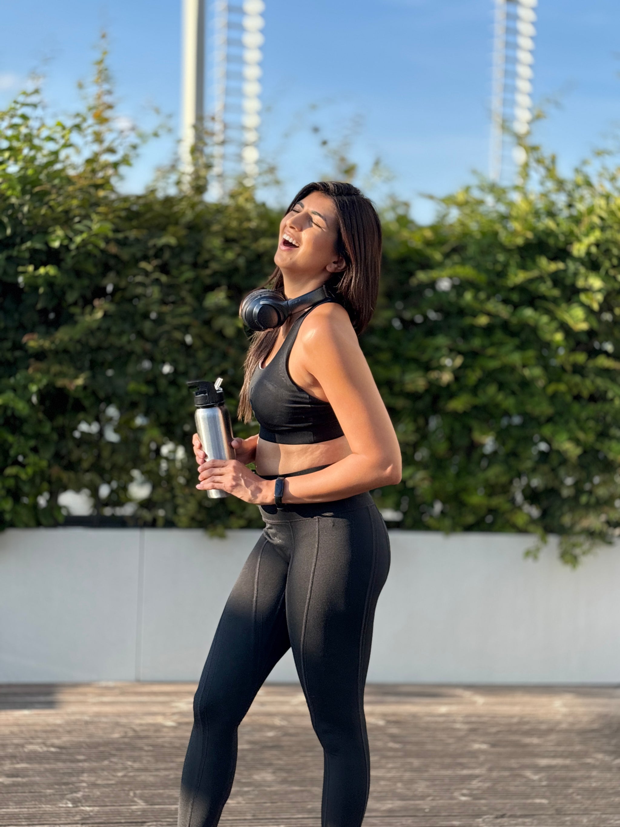 AURA Active Top and Leggings (Black)