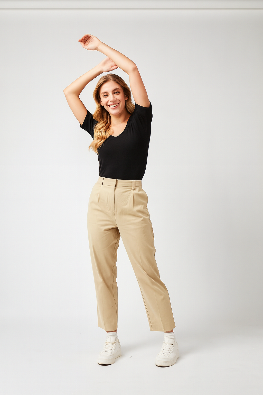 BLACK ON BLACK - Womens Scoopneck Sweatproof Undershirt Black